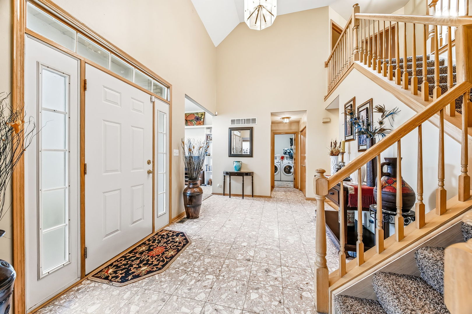 275 Farmhill Drive, Algonquin, IL 60102