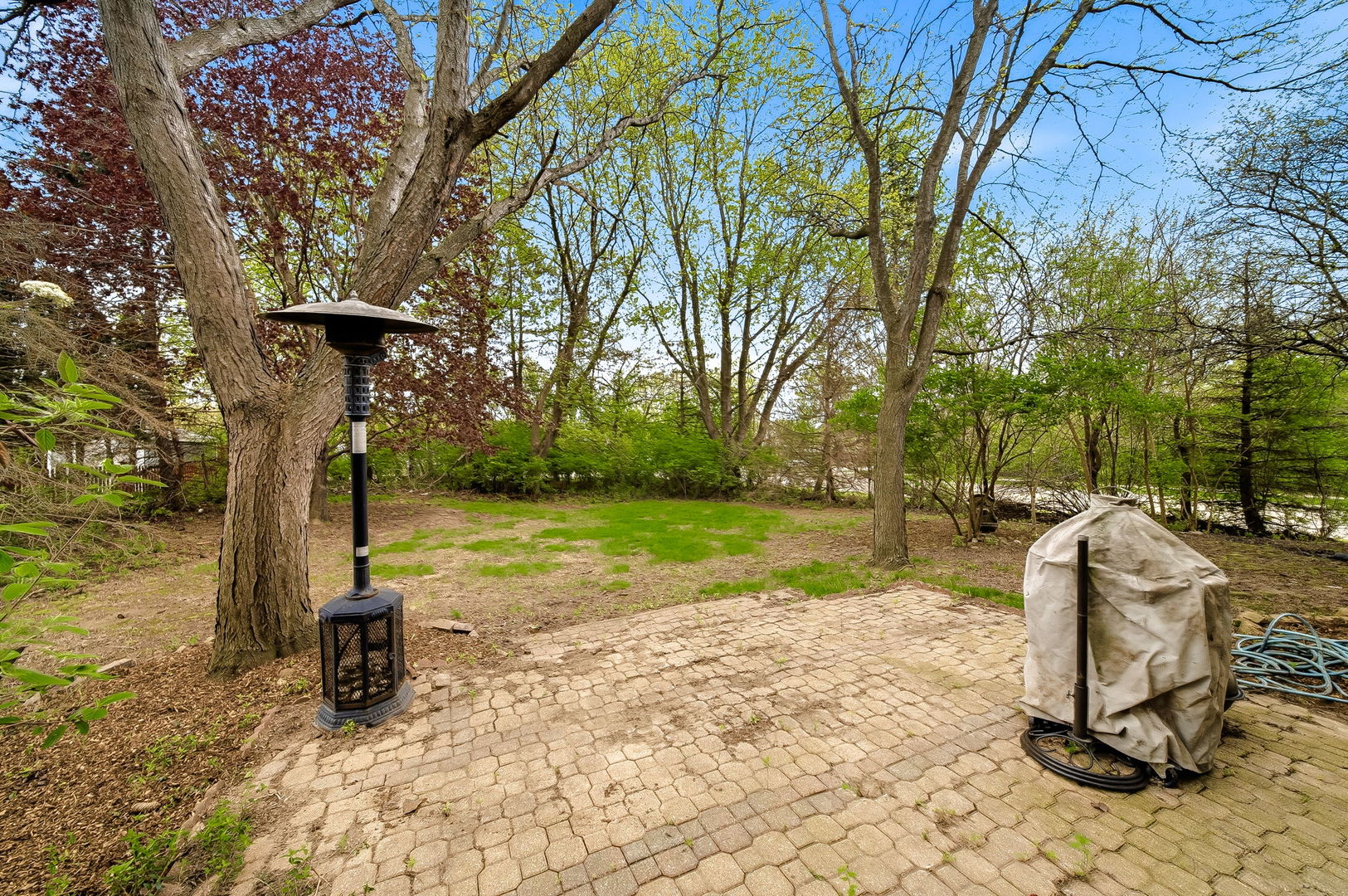 275 Farmhill Drive, Algonquin, IL 60102