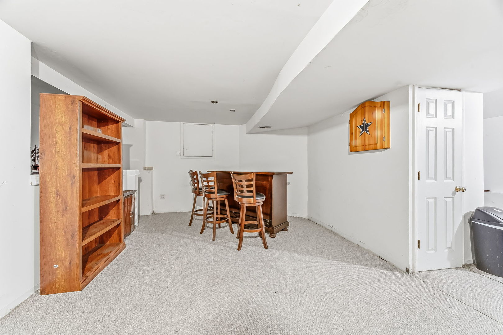 275 Farmhill Drive, Algonquin, IL 60102