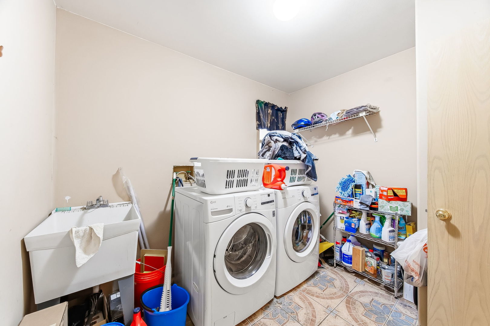 275 Farmhill Drive, Algonquin, IL 60102