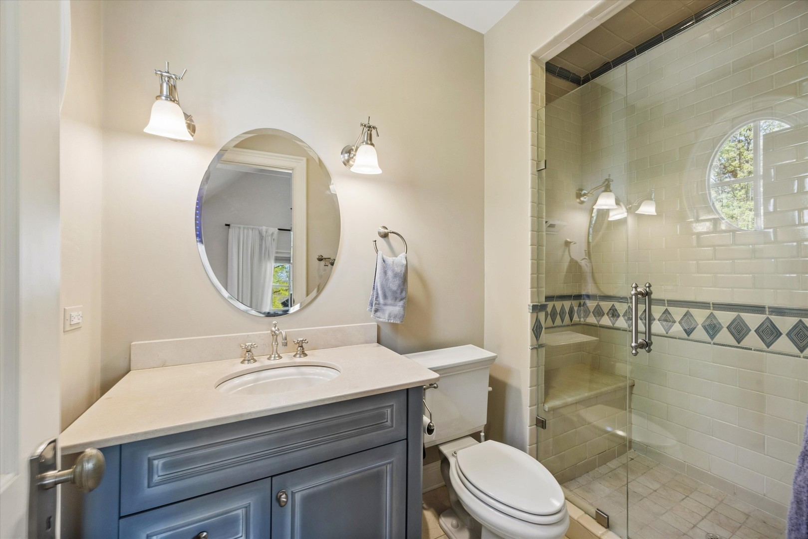 11 S Adams Street, Hinsdale, IL 60521