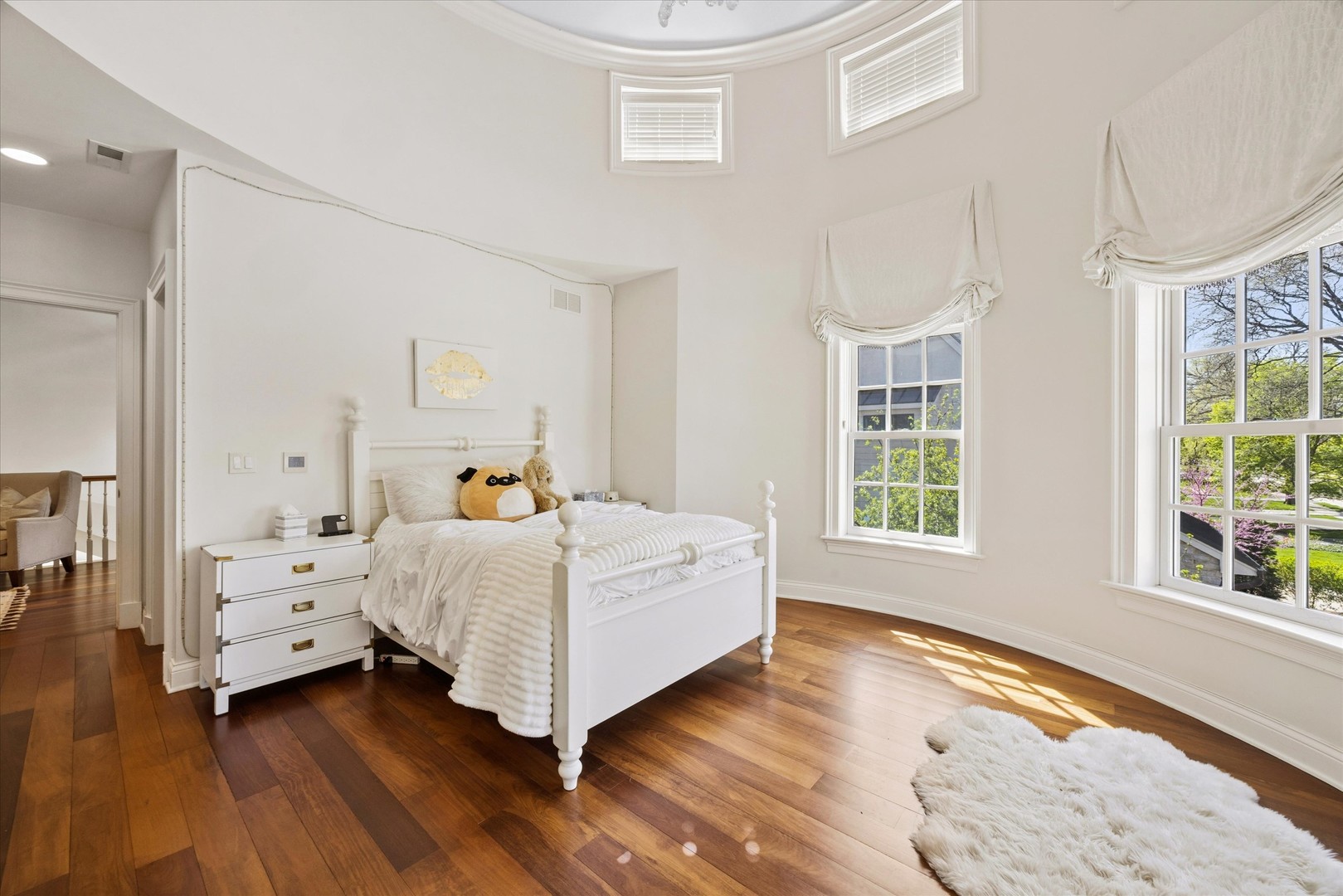 11 S Adams Street, Hinsdale, IL 60521