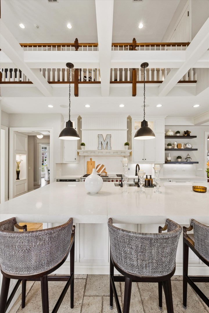 11 S Adams Street, Hinsdale, IL 60521