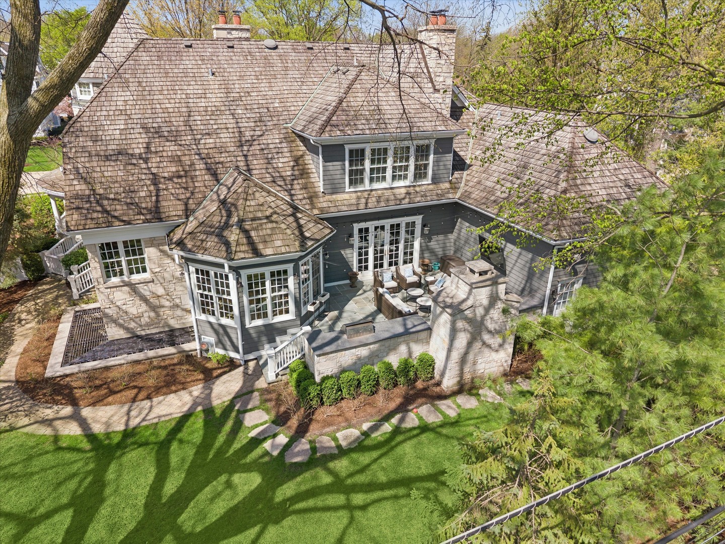 11 S Adams Street, Hinsdale, IL 60521