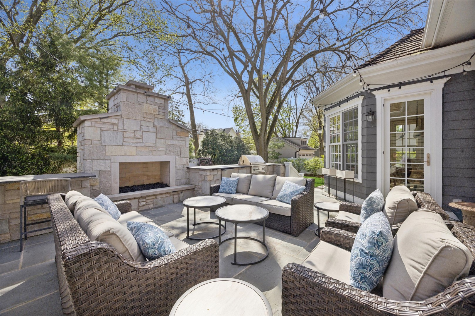 11 S Adams Street, Hinsdale, IL 60521