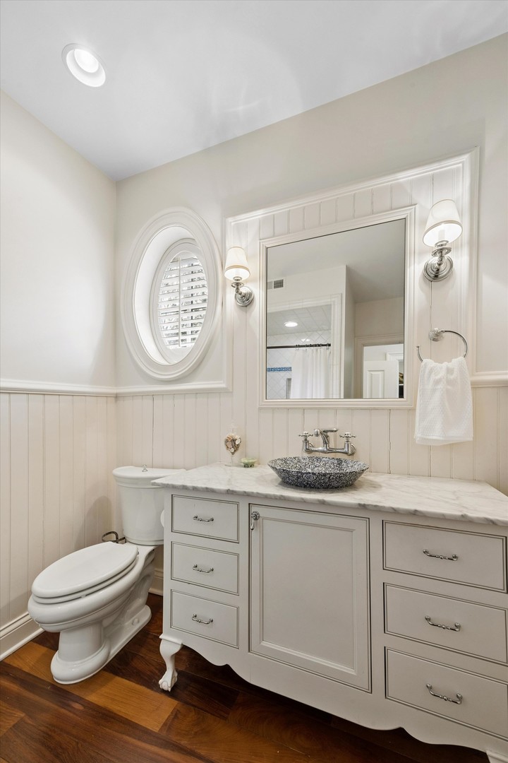 11 S Adams Street, Hinsdale, IL 60521