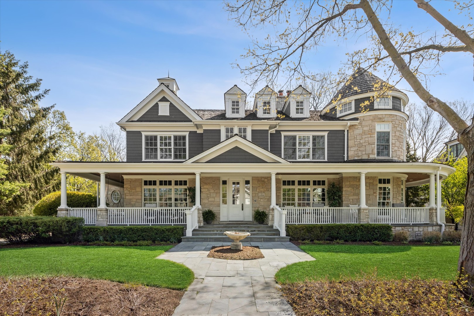 11 S Adams Street, Hinsdale, IL 60521