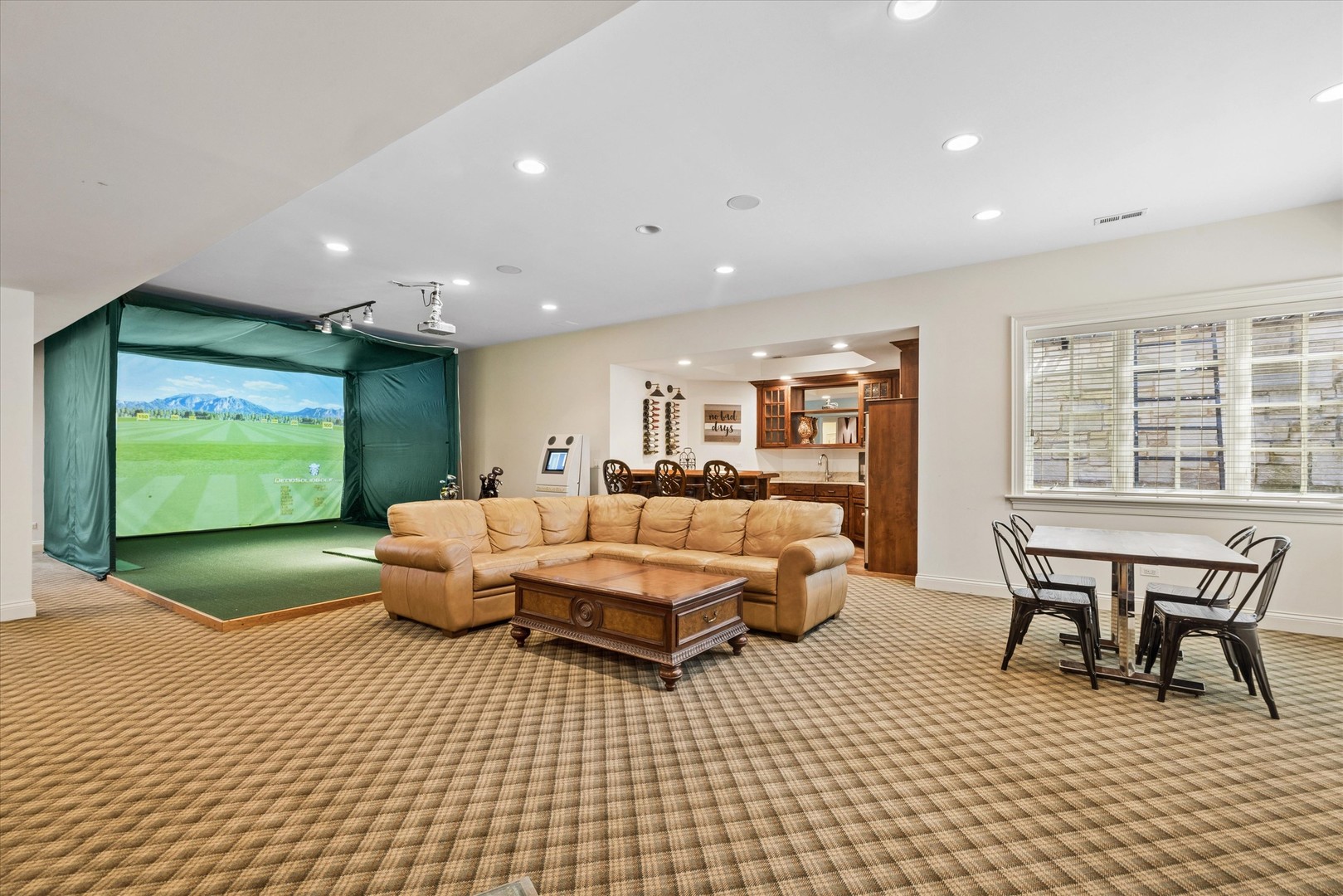 11 S Adams Street, Hinsdale, IL 60521