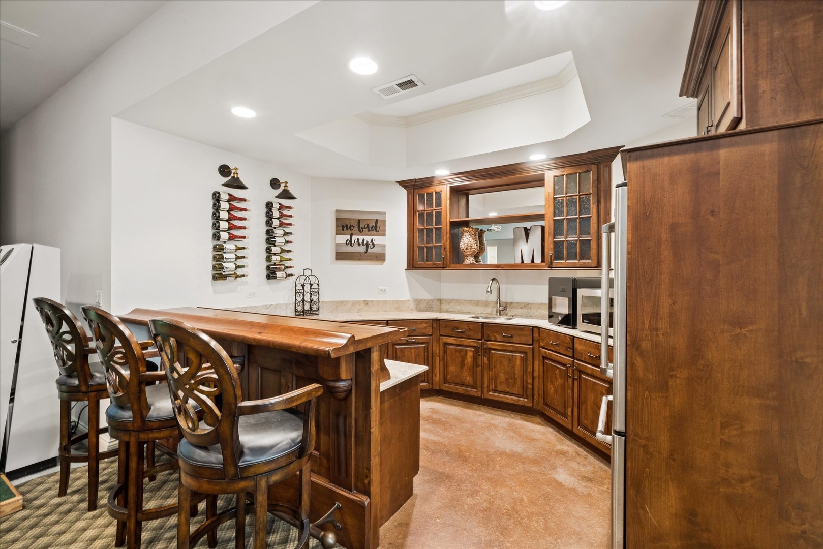 11 S Adams Street, Hinsdale, IL 60521