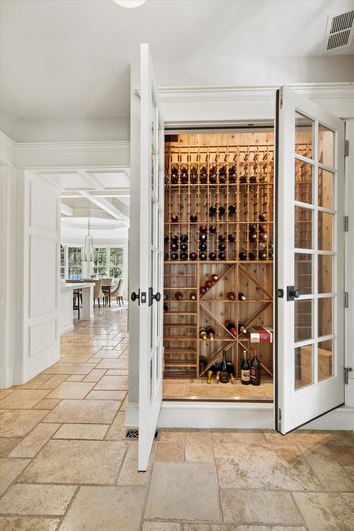 11 S Adams Street, Hinsdale, IL 60521