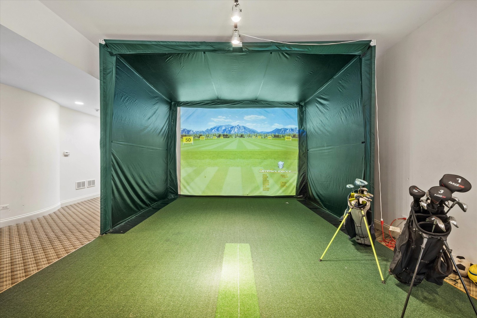 11 S Adams Street, Hinsdale, IL 60521