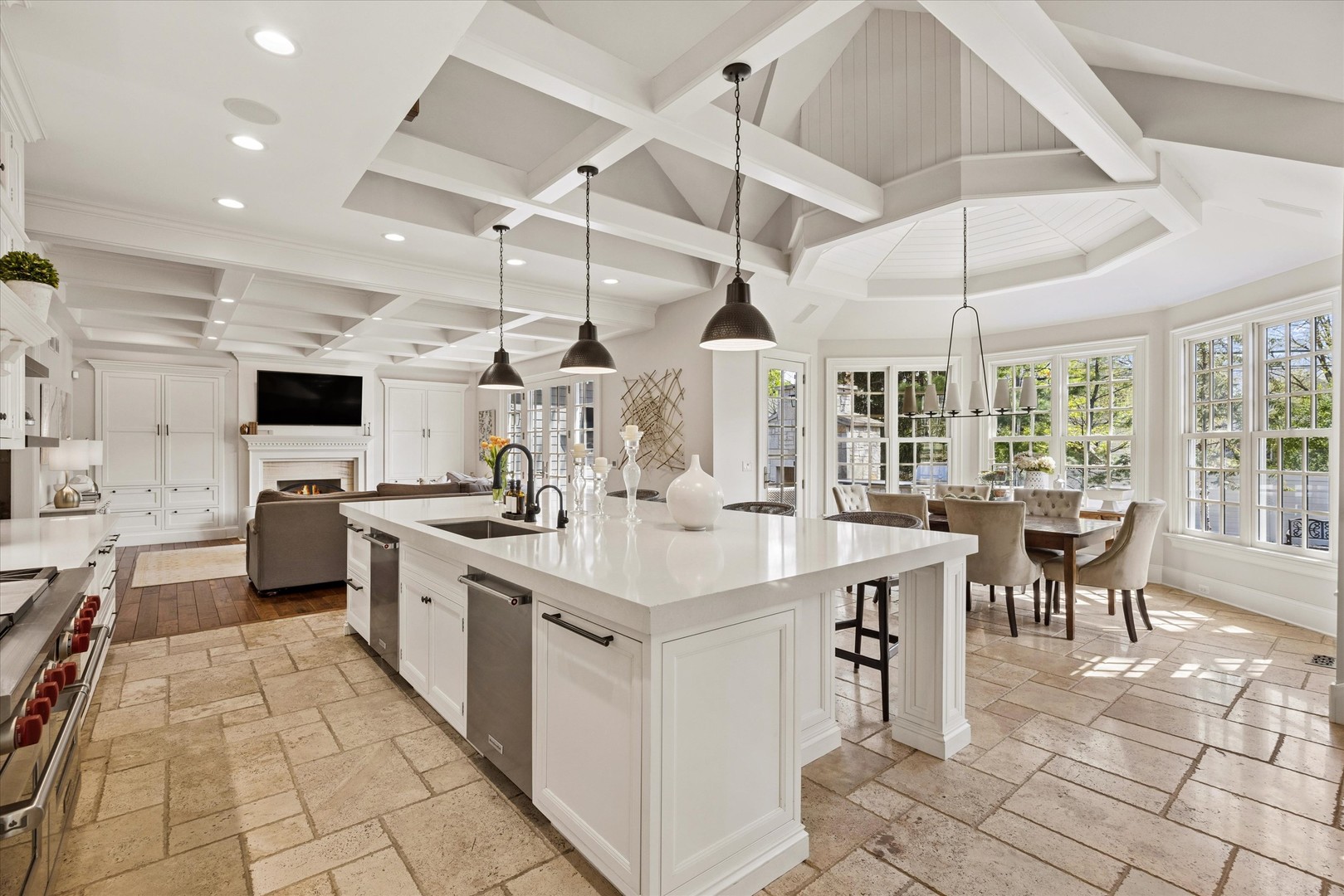 11 S Adams Street, Hinsdale, IL 60521