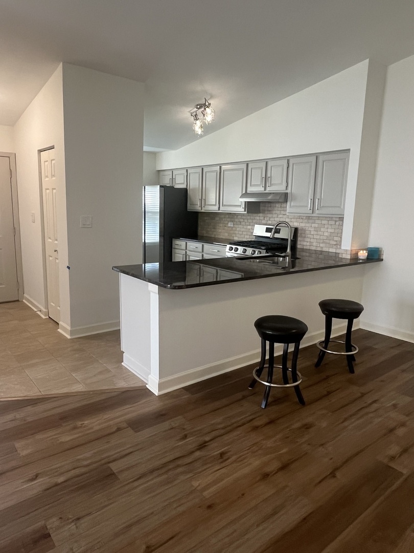 1830 Shetland Road, Naperville, IL 60565