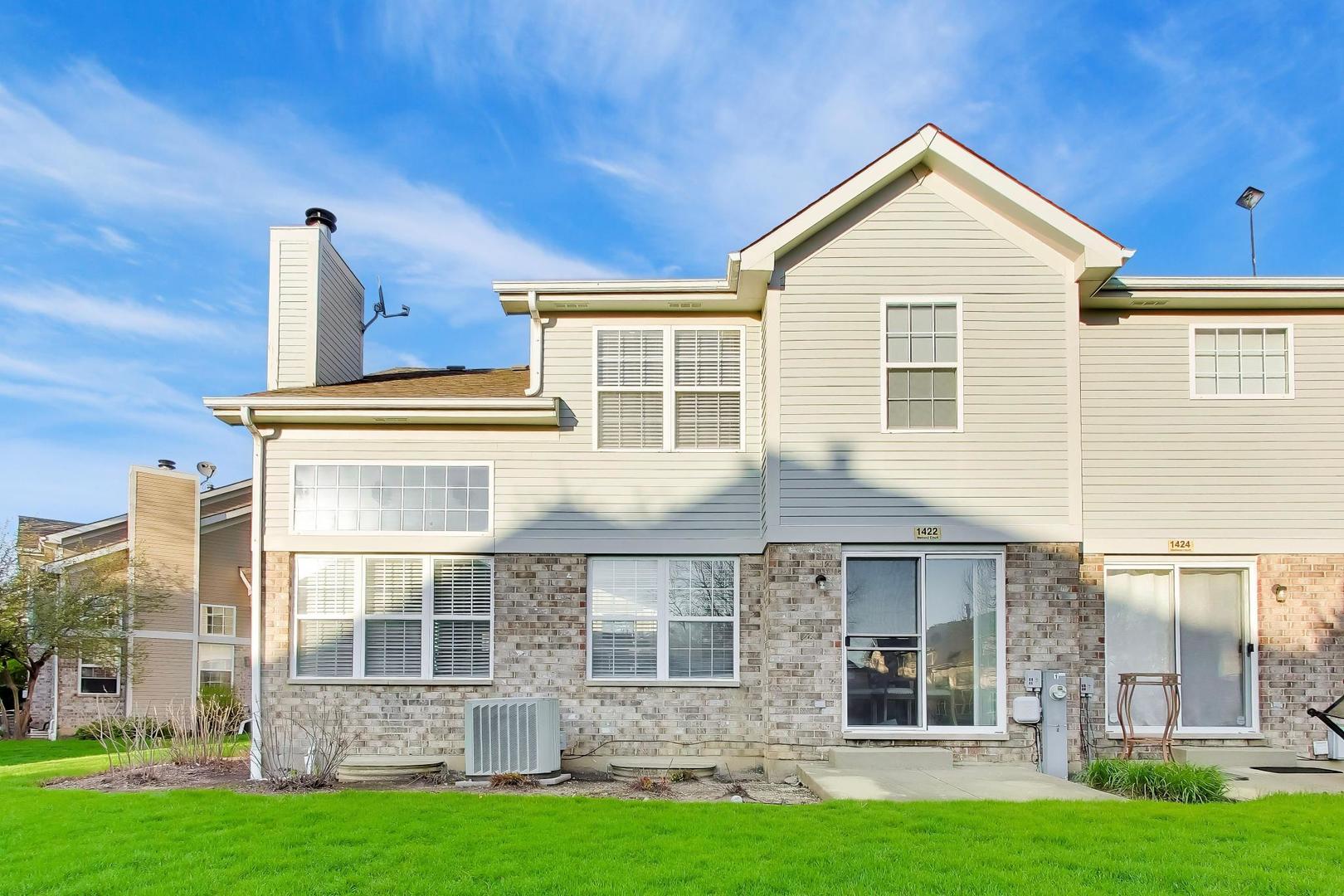 1422 Welland Court #1422, Roselle, IL 60172