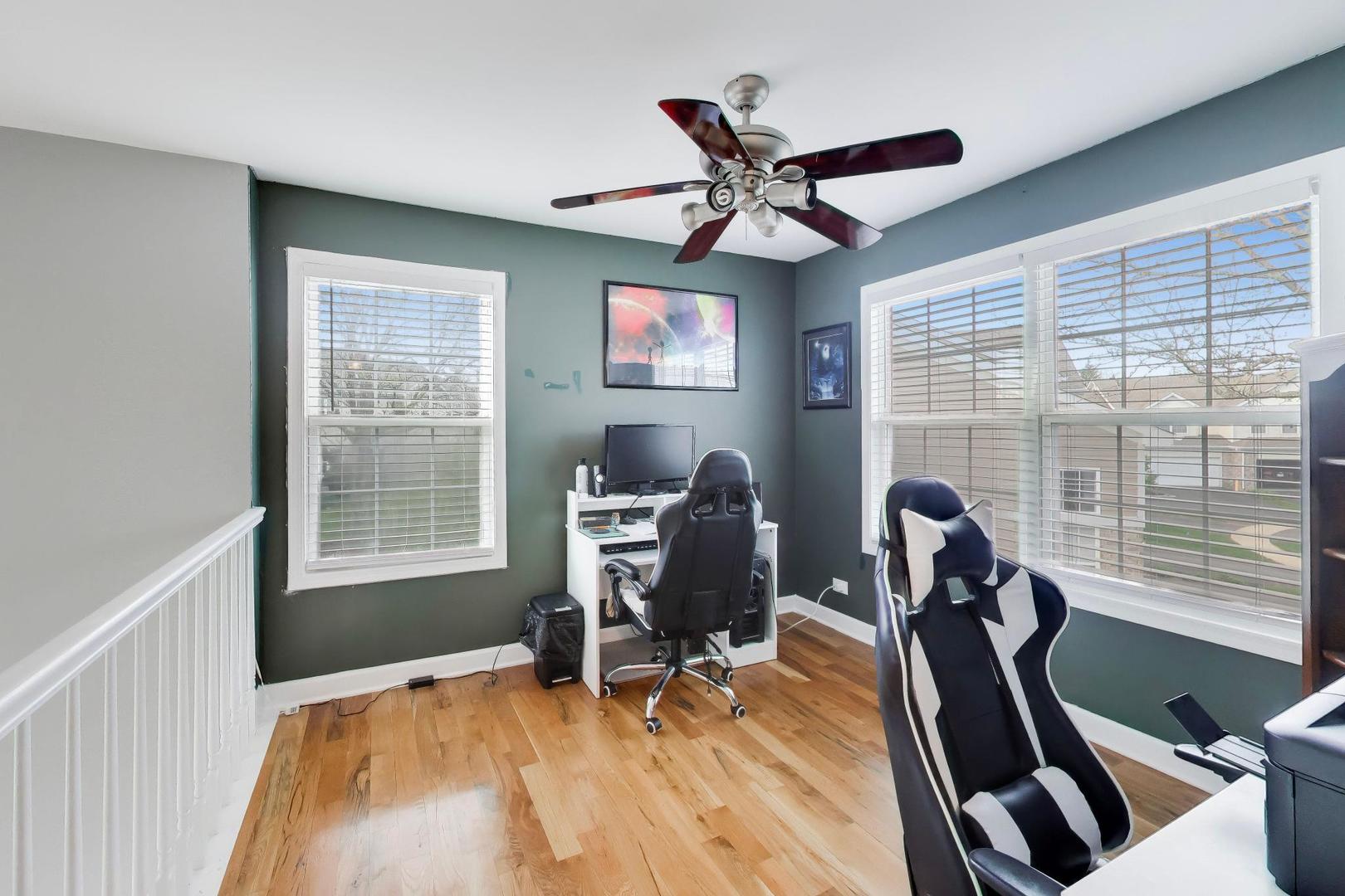 1422 Welland Court #1422, Roselle, IL 60172