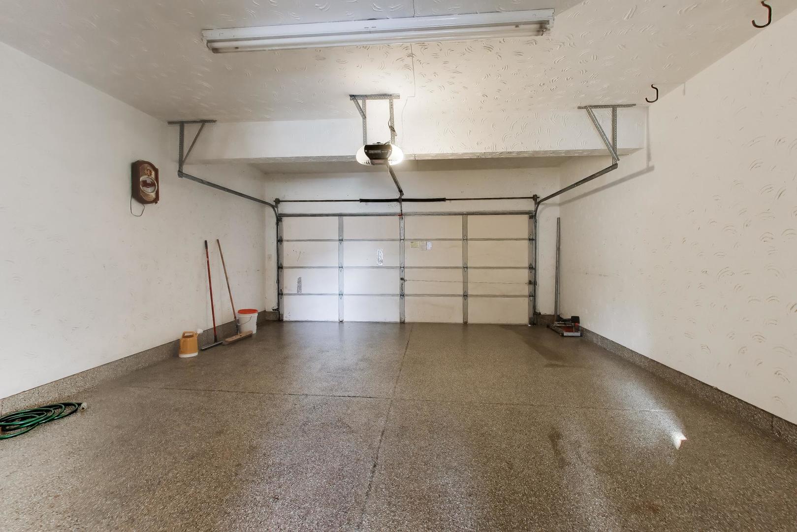 1422 Welland Court #1422, Roselle, IL 60172