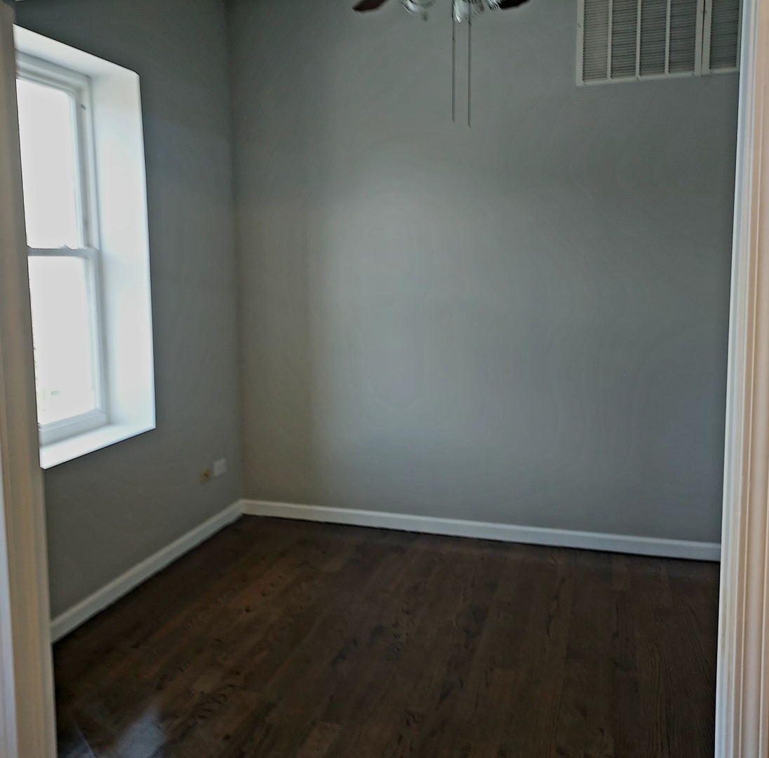 6100 S University Avenue #2, Chicago, IL 60637