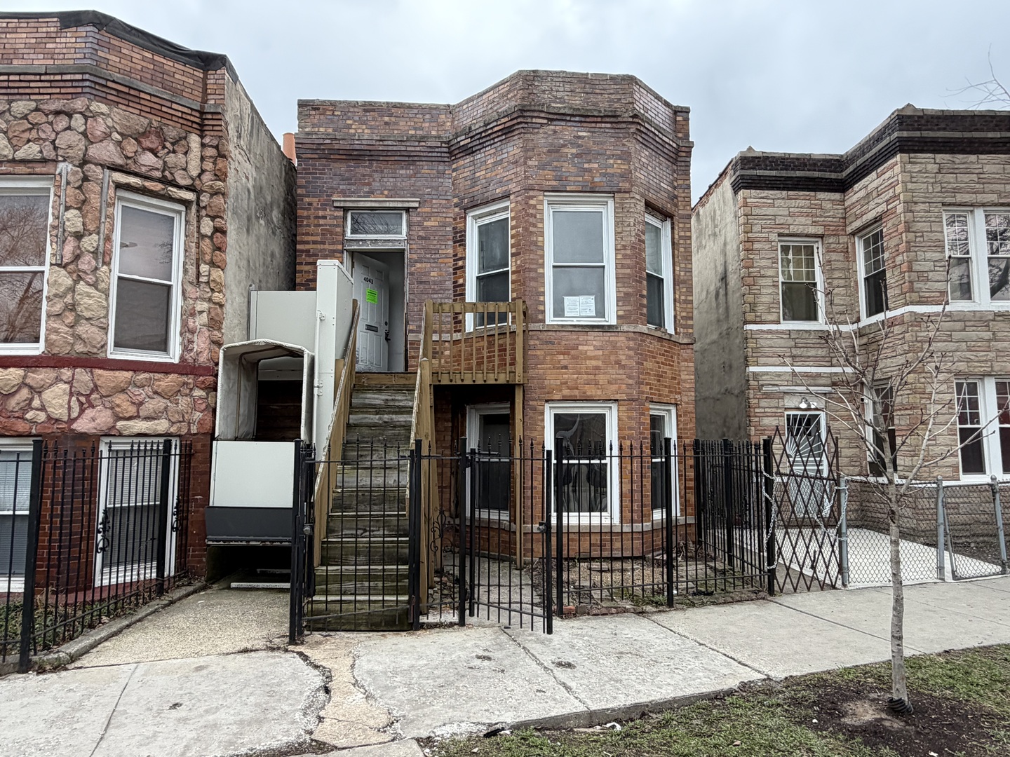 4043 W 5th Avenue, Chicago, IL 60624
