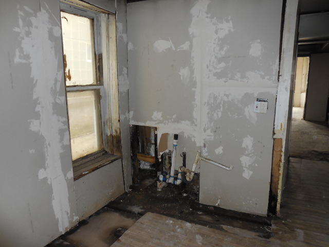 4043 W 5th Avenue, Chicago, IL 60624