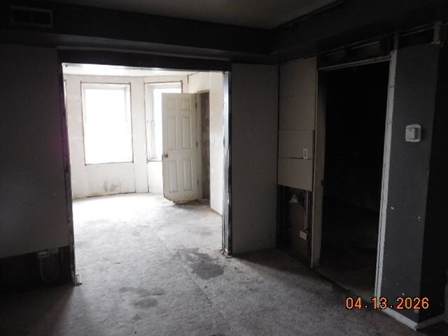 4043 W 5th Avenue, Chicago, IL 60624