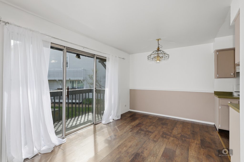 226 Elkhorn Court #B, Bolingbrook, IL 60440