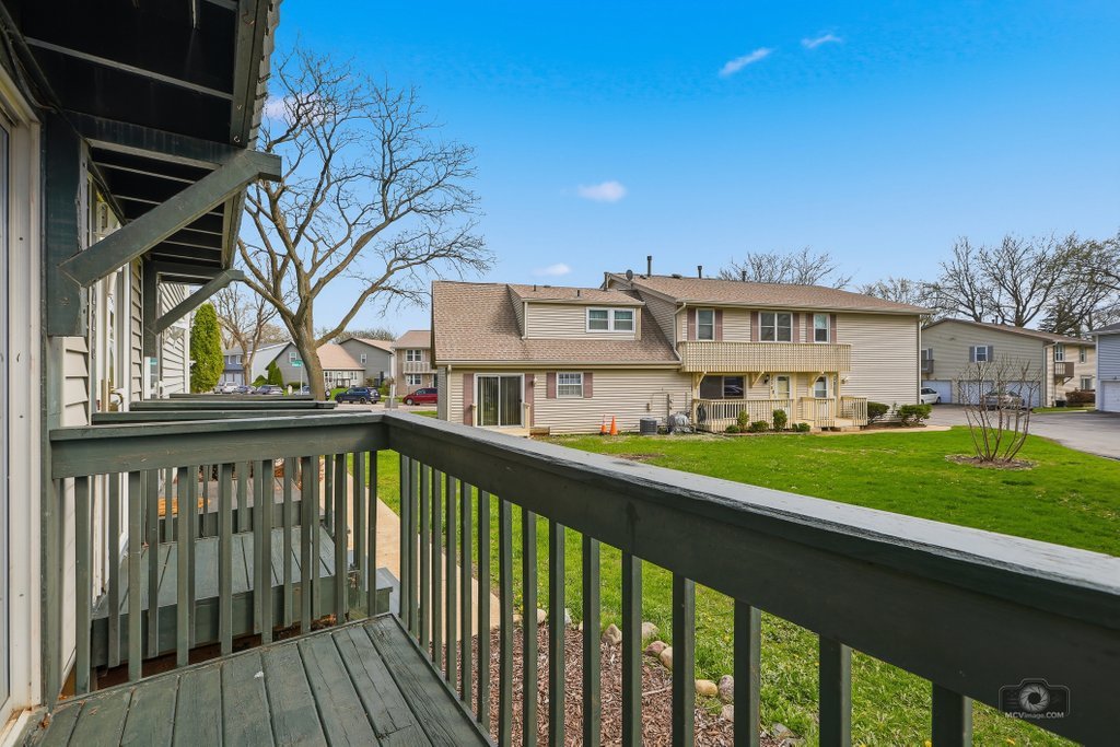 226 Elkhorn Court #B, Bolingbrook, IL 60440