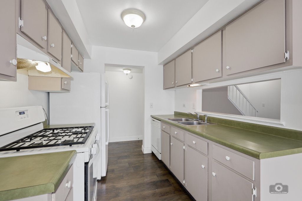 226 Elkhorn Court #B, Bolingbrook, IL 60440