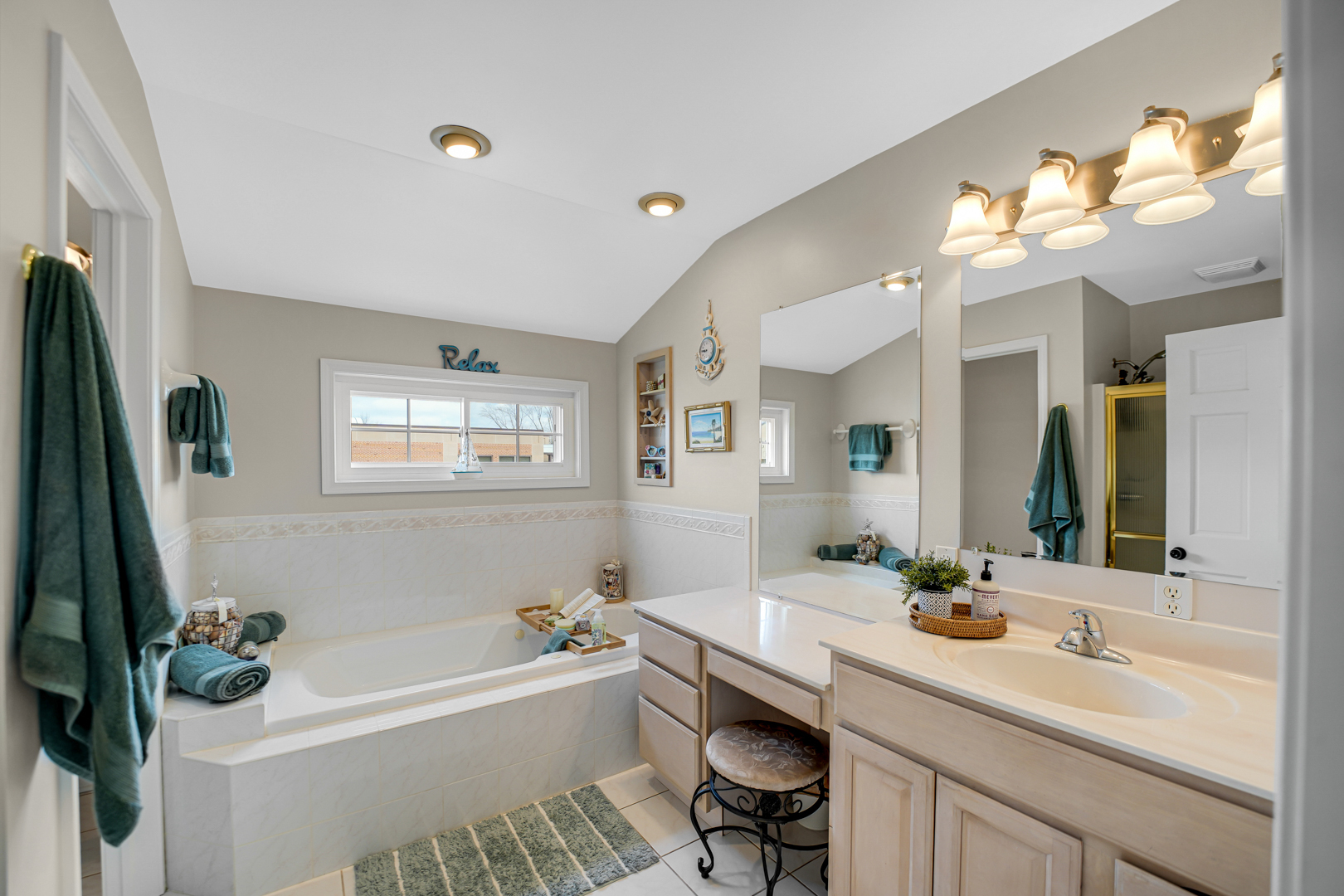 3051 183rd Street, Lansing, IL 60438