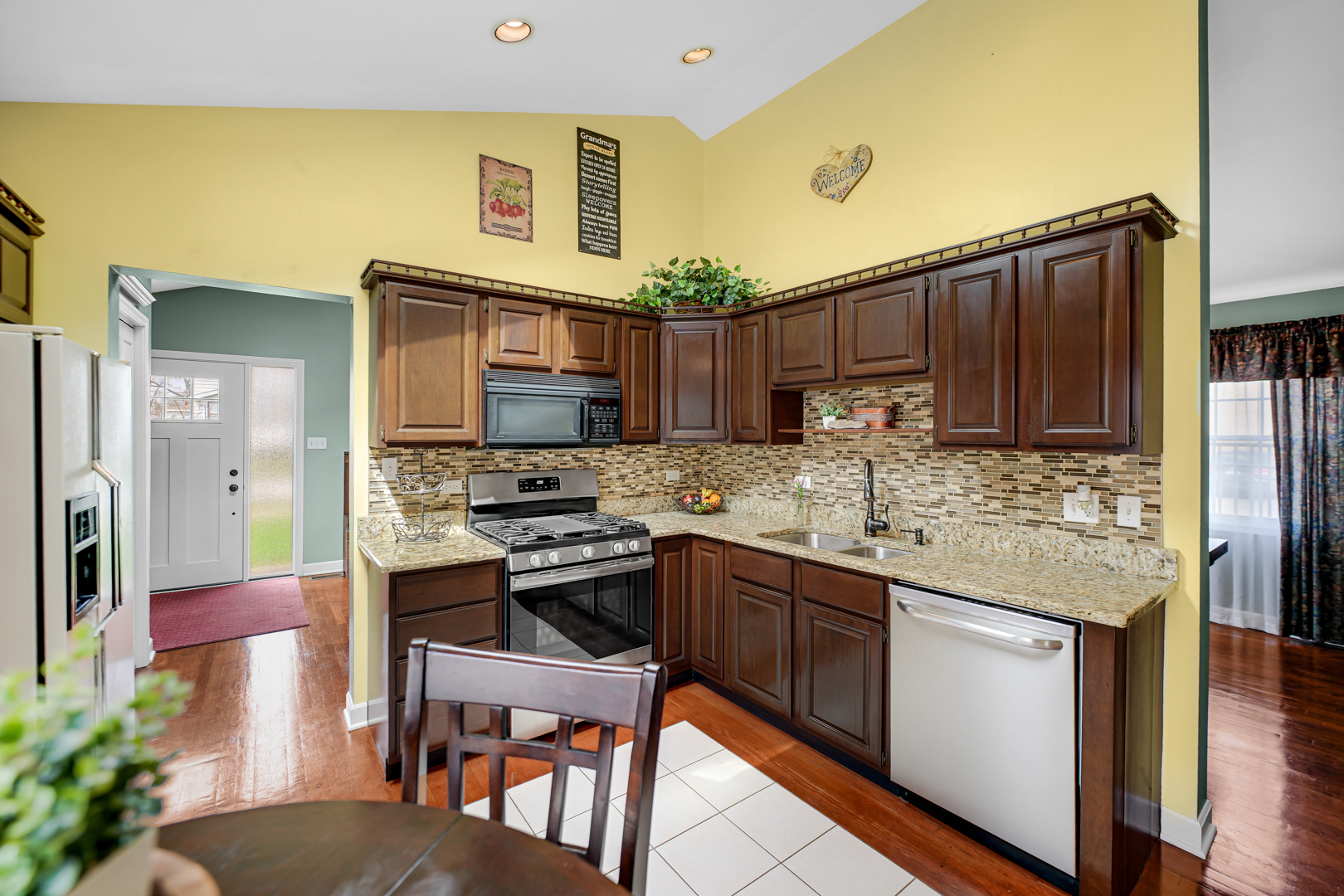 3051 183rd Street, Lansing, IL 60438