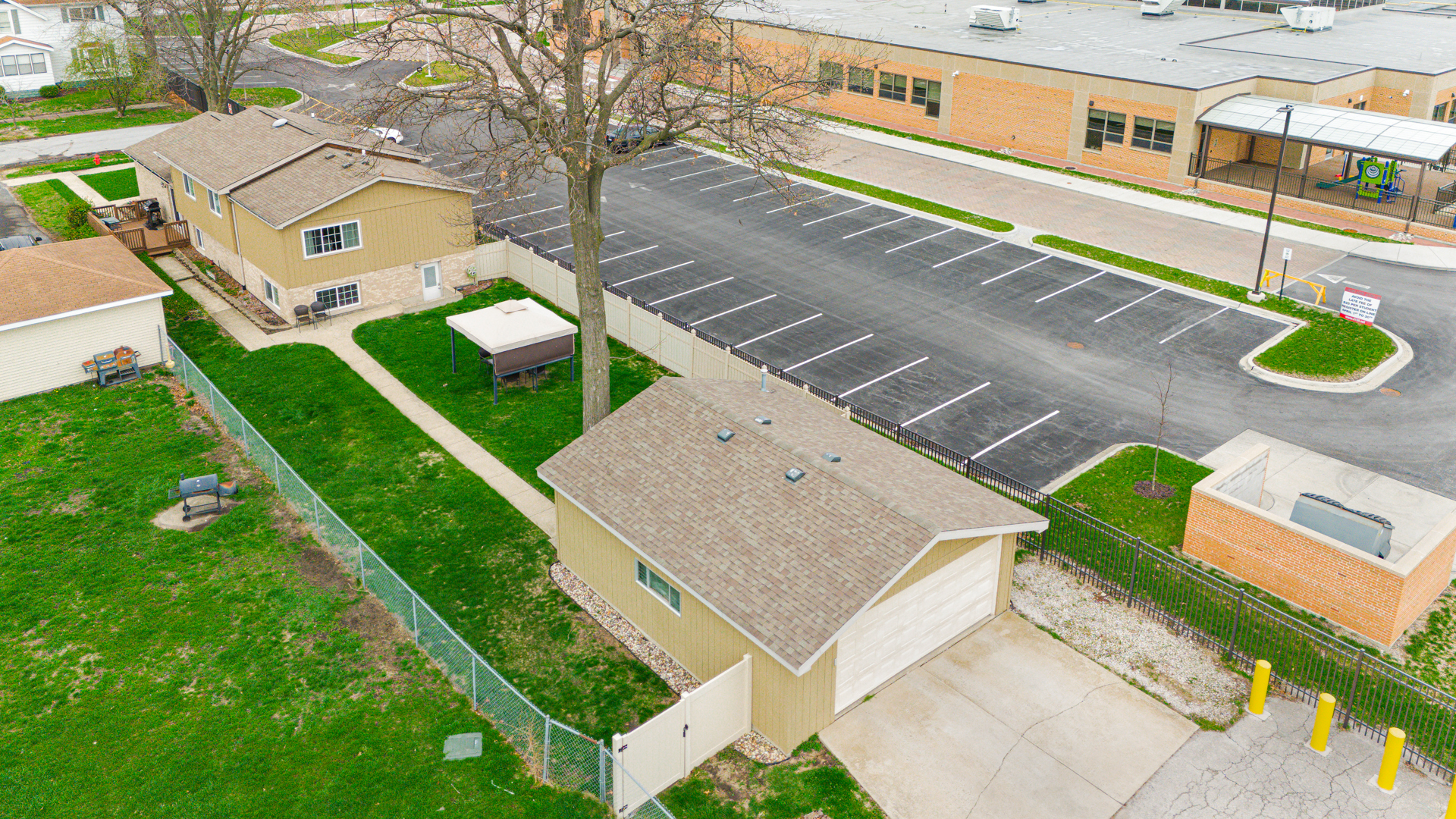 3051 183rd Street, Lansing, IL 60438