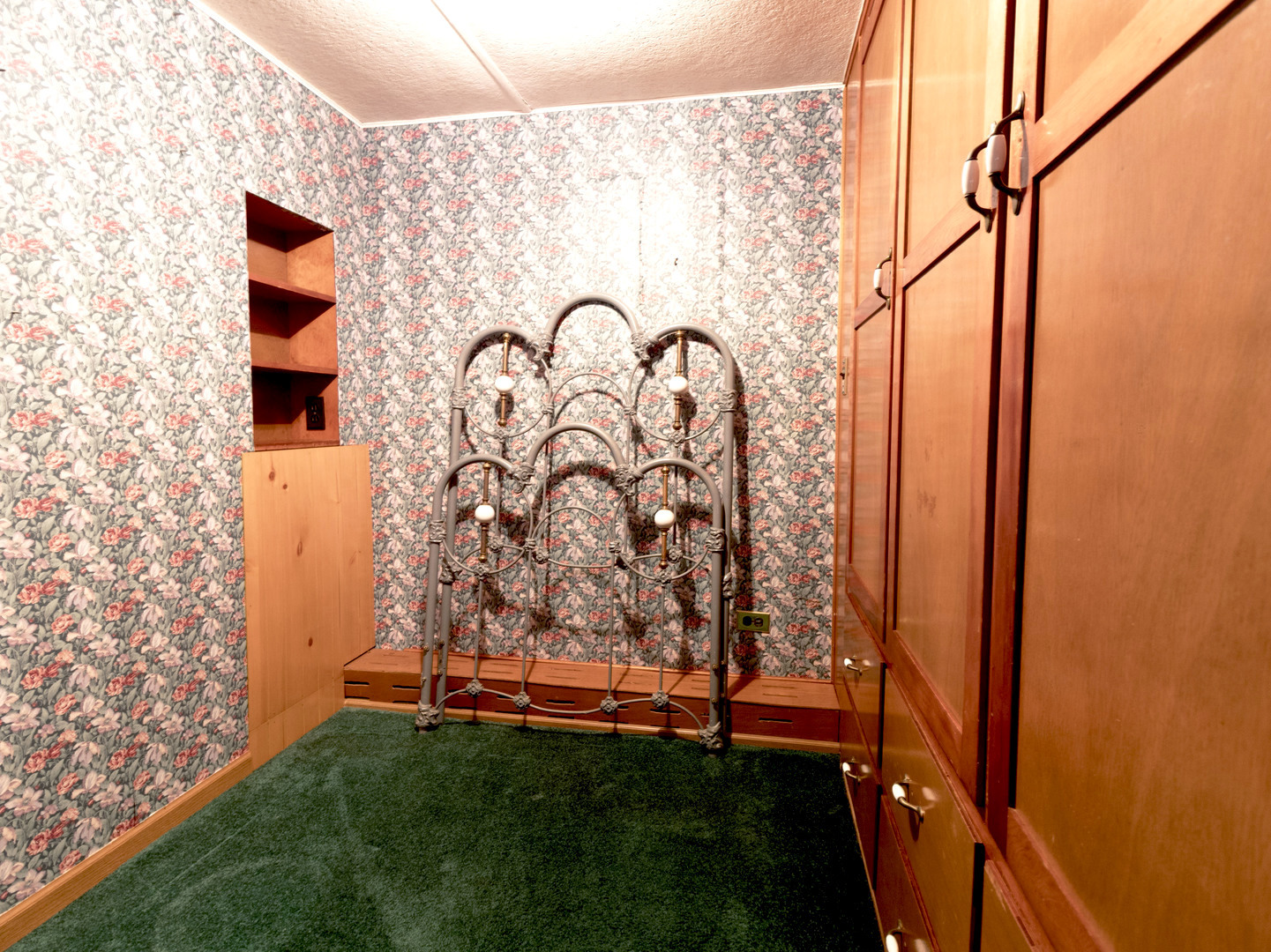 6240 N GUN CLUB Road, Morris, IL 60450