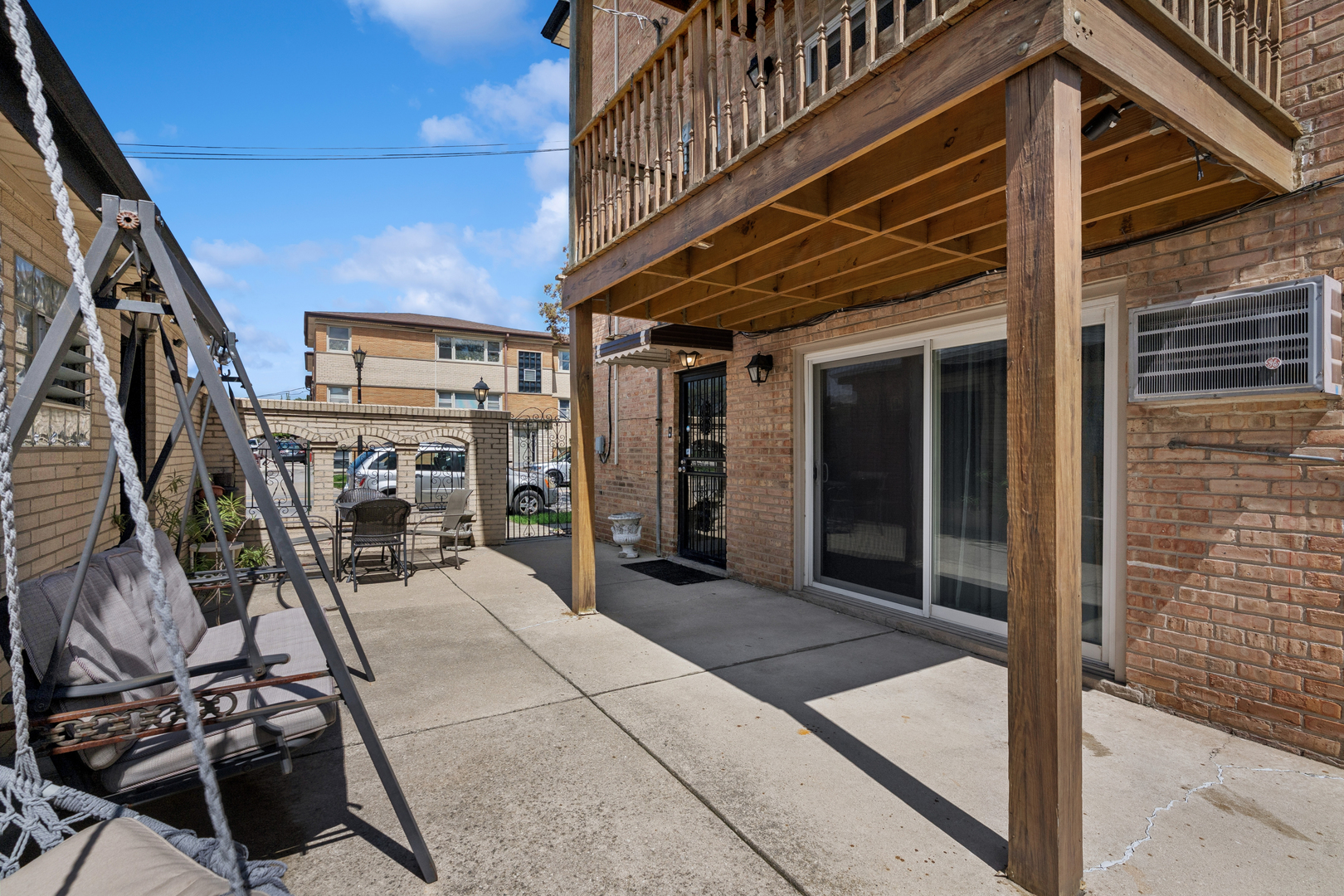 2746 N 75th Court, Elmwood Park, IL 60707