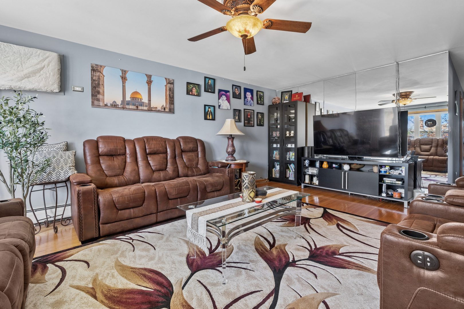 2746 N 75th Court, Elmwood Park, IL 60707