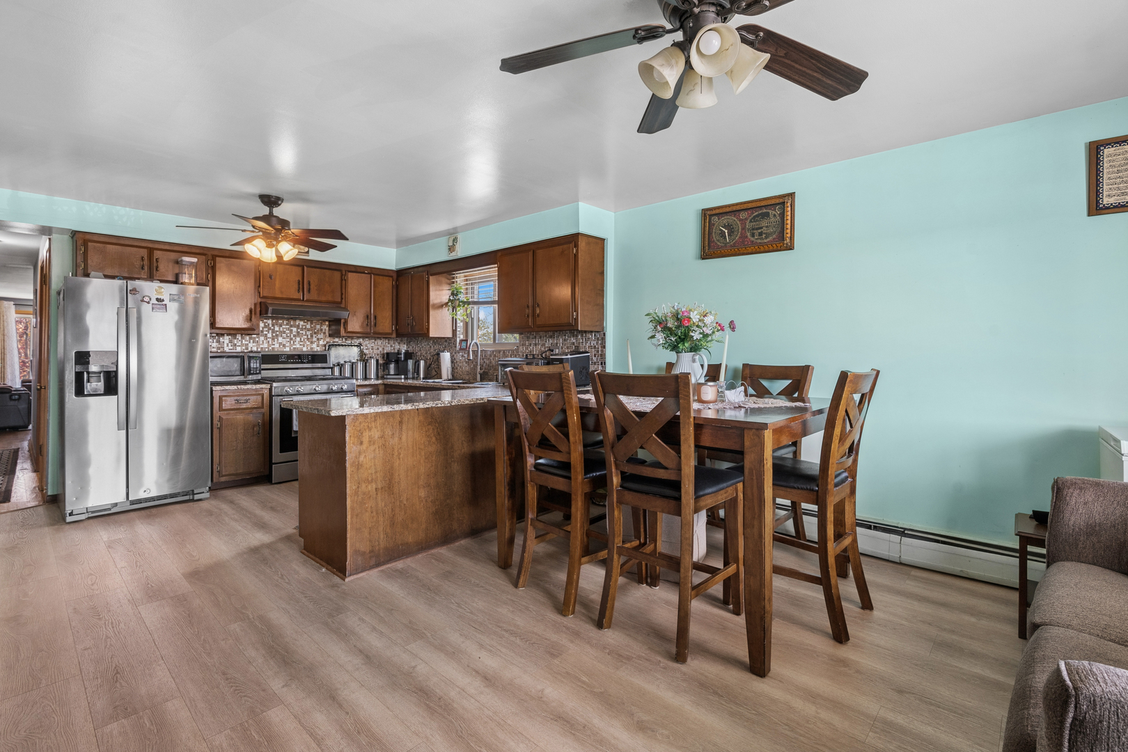 2746 N 75th Court, Elmwood Park, IL 60707