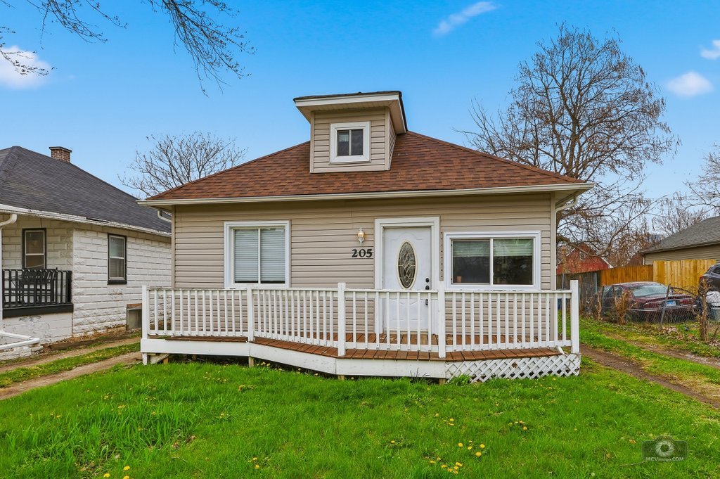 205 Reverend Walton Drive, Lockport, IL 60441