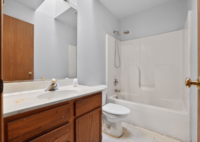 115 N Mcaree Road, Waukegan, IL 60085