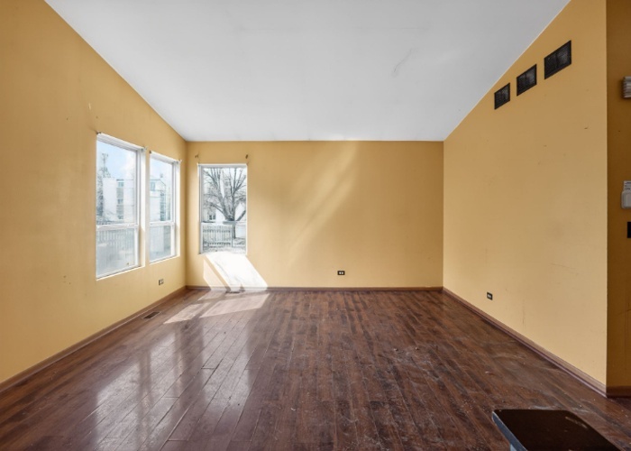 115 N Mcaree Road, Waukegan, IL 60085