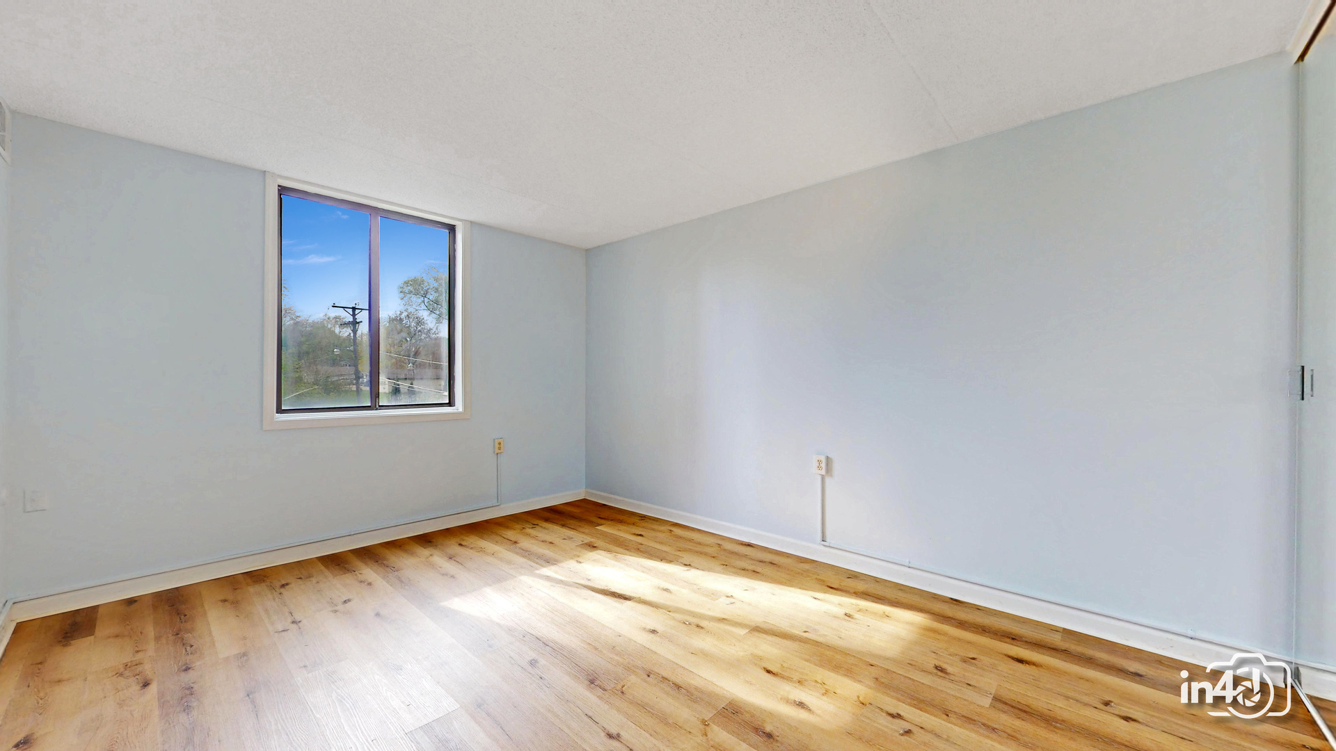 1750 N Marywood Avenue #207, Aurora, IL 60505