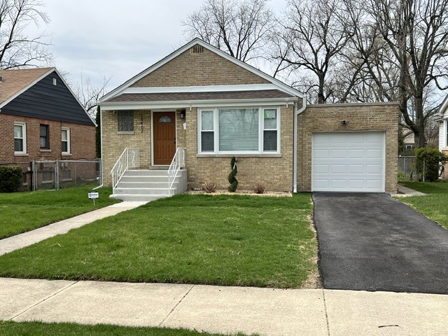 18462 Gottschalk Avenue, Homewood, IL 60430