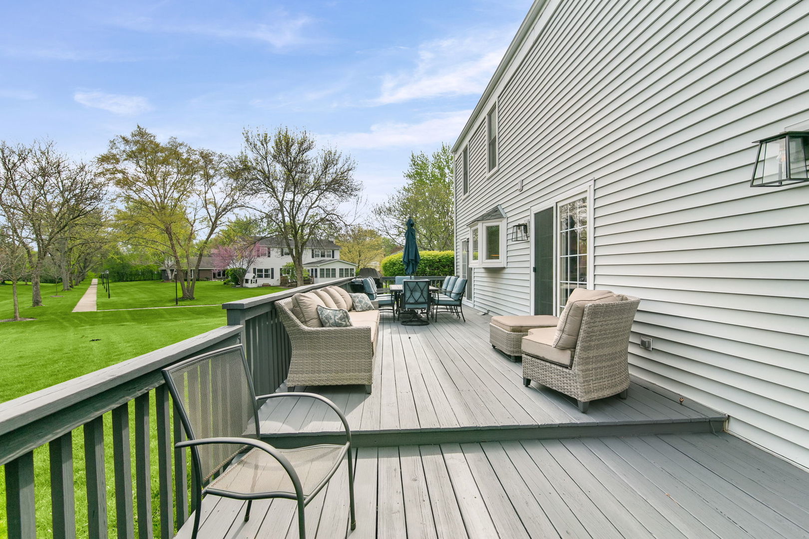 995 Georgetowne Lane, Barrington, IL 60010