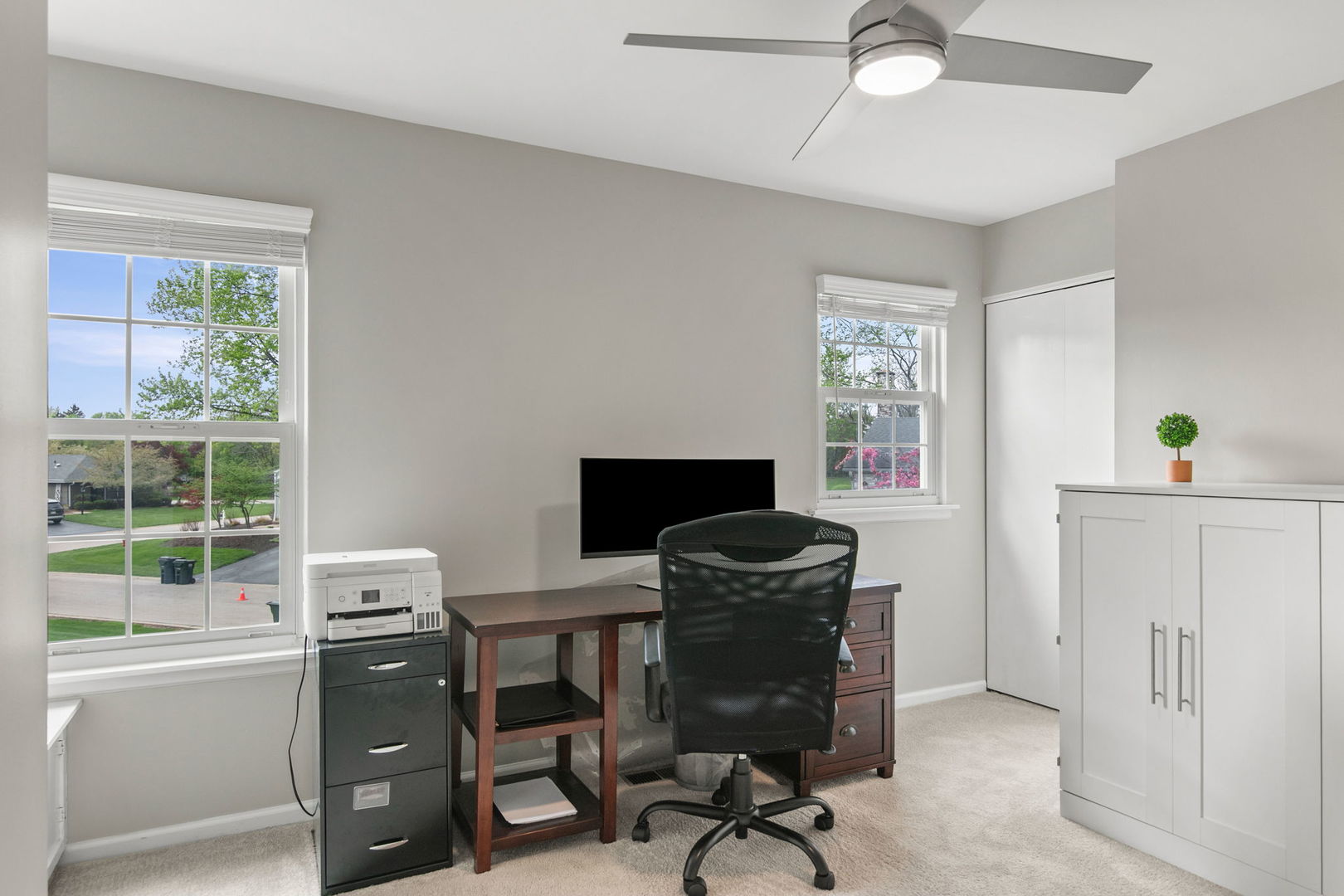 995 Georgetowne Lane, Barrington, IL 60010