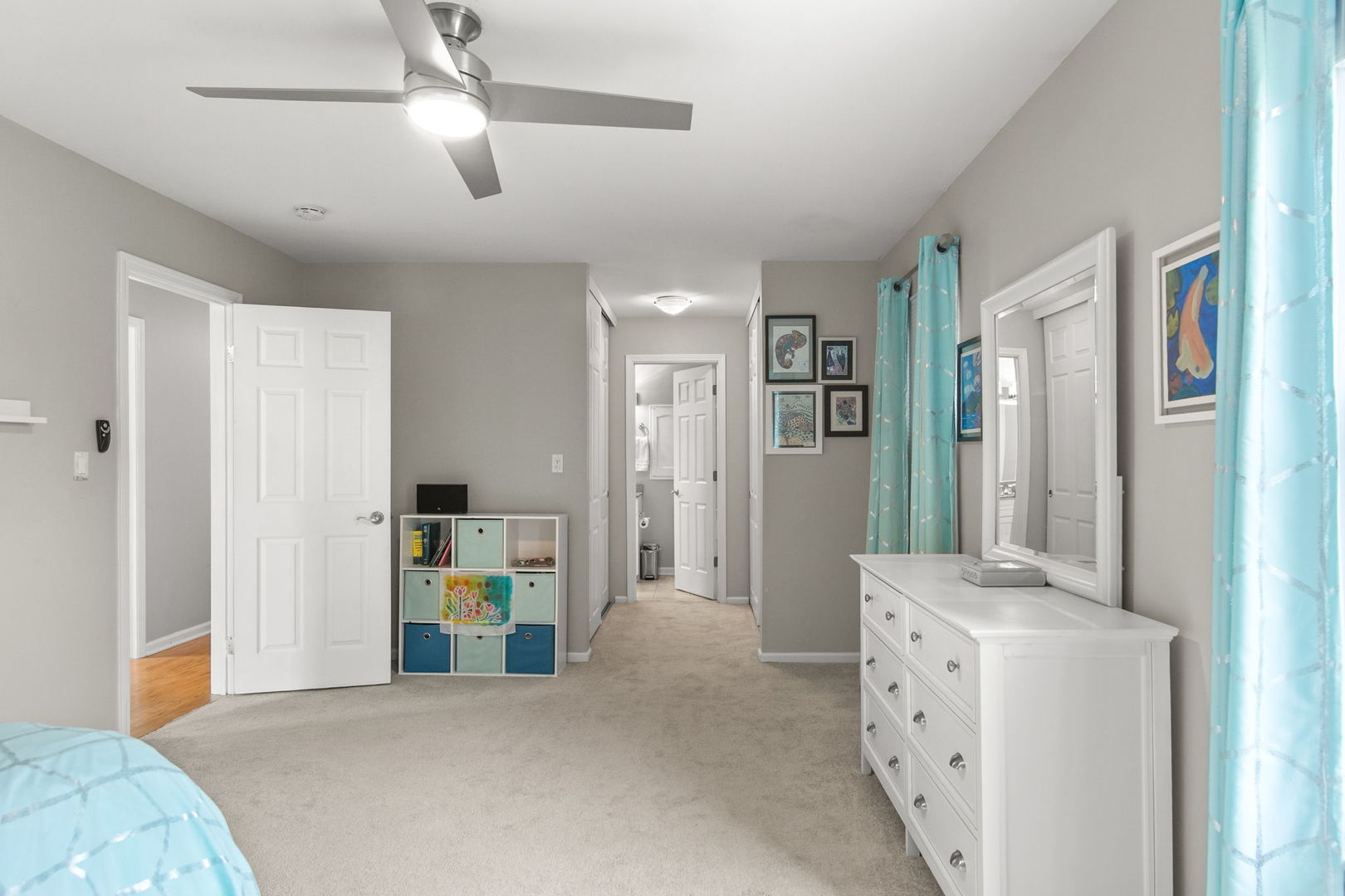 995 Georgetowne Lane, Barrington, IL 60010