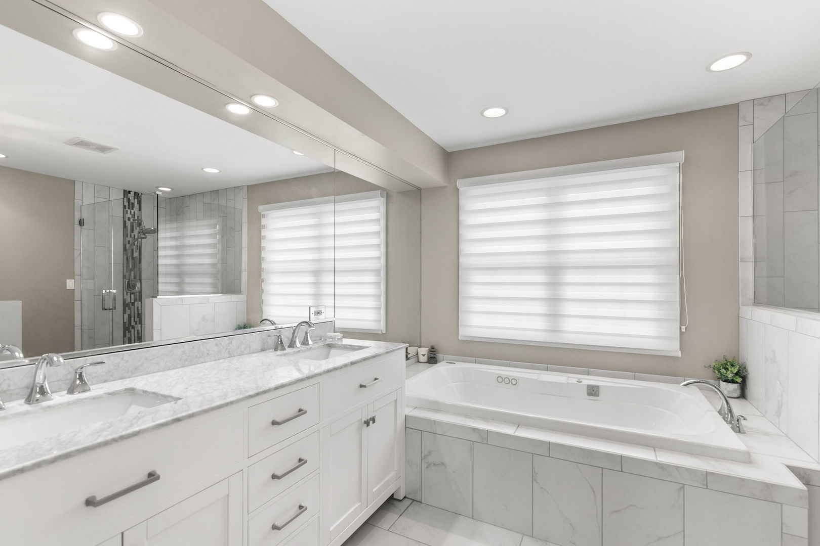 995 Georgetowne Lane, Barrington, IL 60010