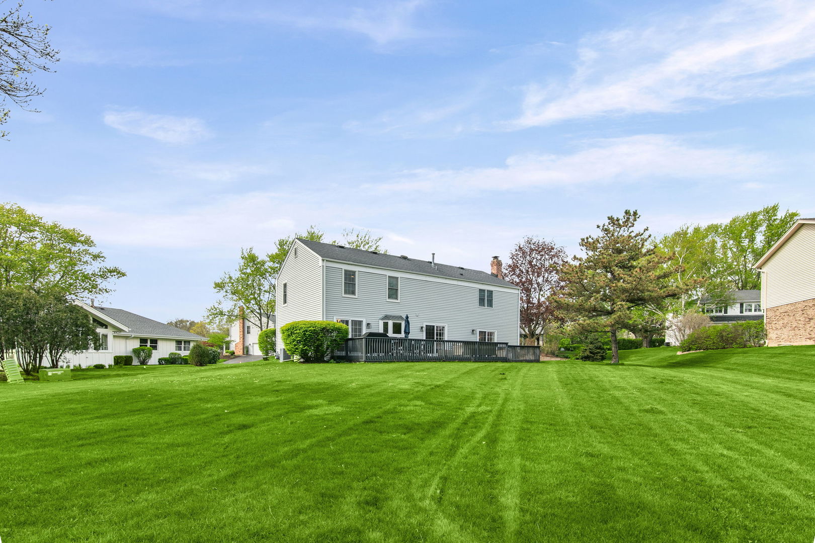 995 Georgetowne Lane, Barrington, IL 60010