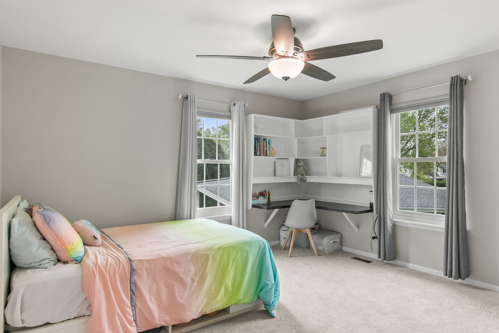 995 Georgetowne Lane, Barrington, IL 60010