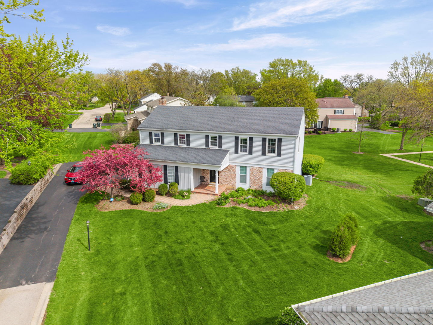 995 Georgetowne Lane, Barrington, IL 60010