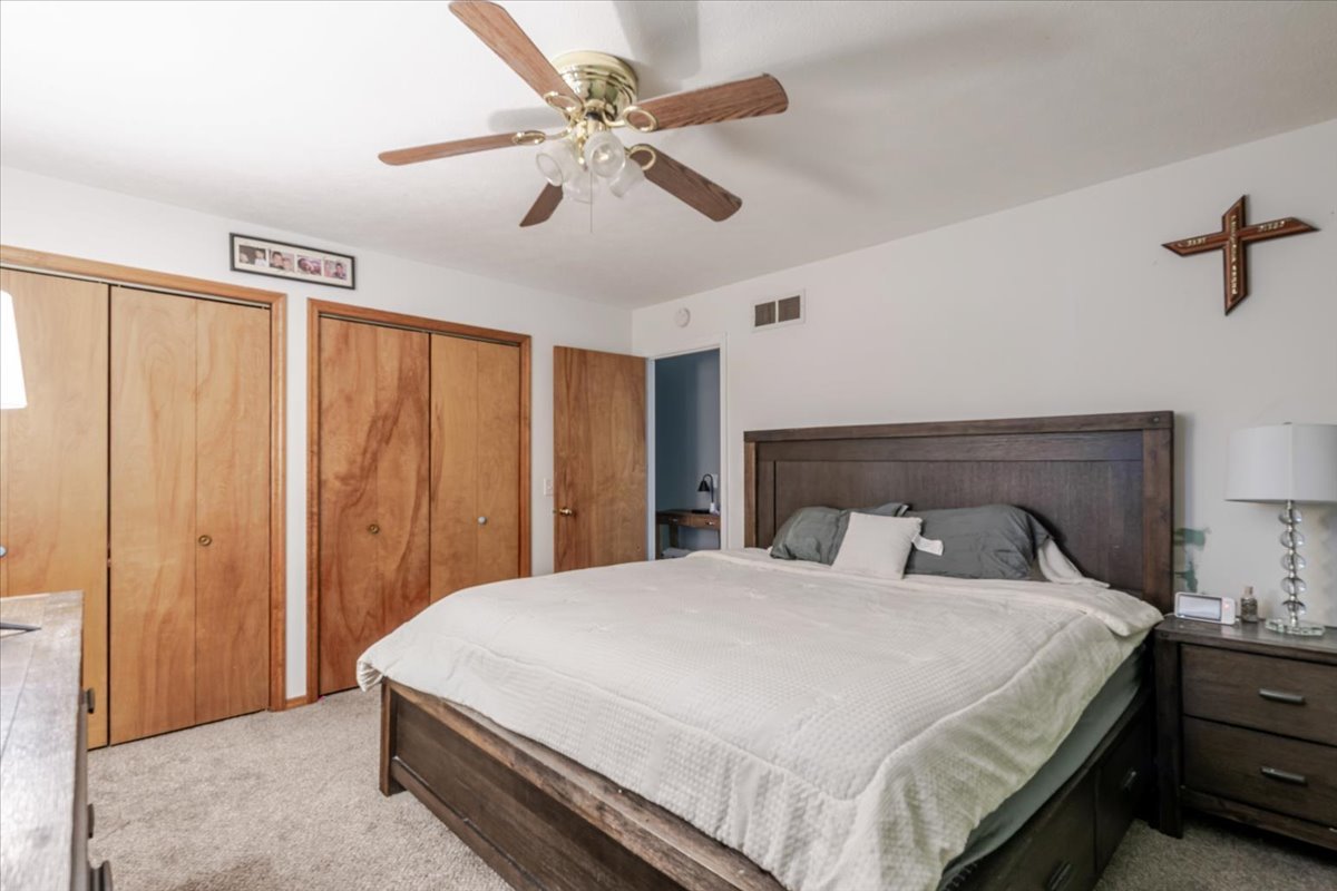 12 Spiria Court, Bloomington, IL 61701