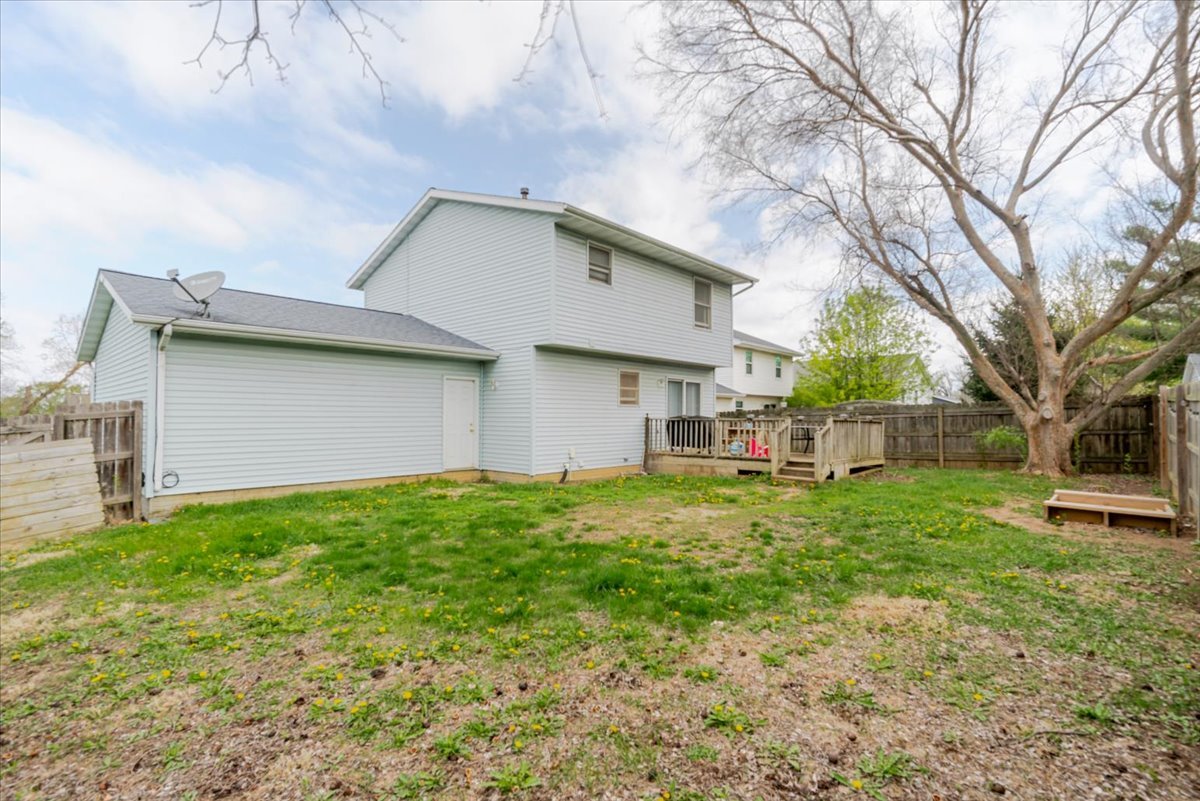 12 Spiria Court, Bloomington, IL 61701