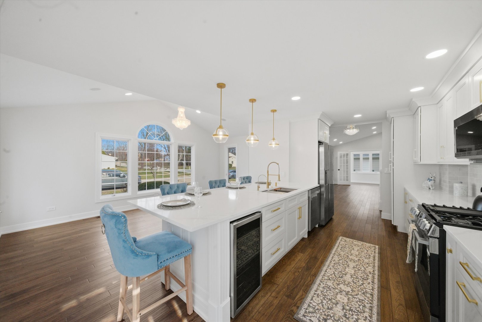 535 Weidner Road, Buffalo Grove, IL 60089