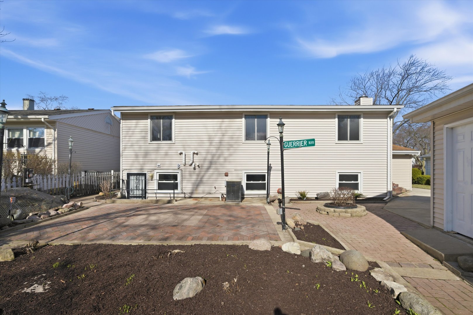 535 Weidner Road, Buffalo Grove, IL 60089